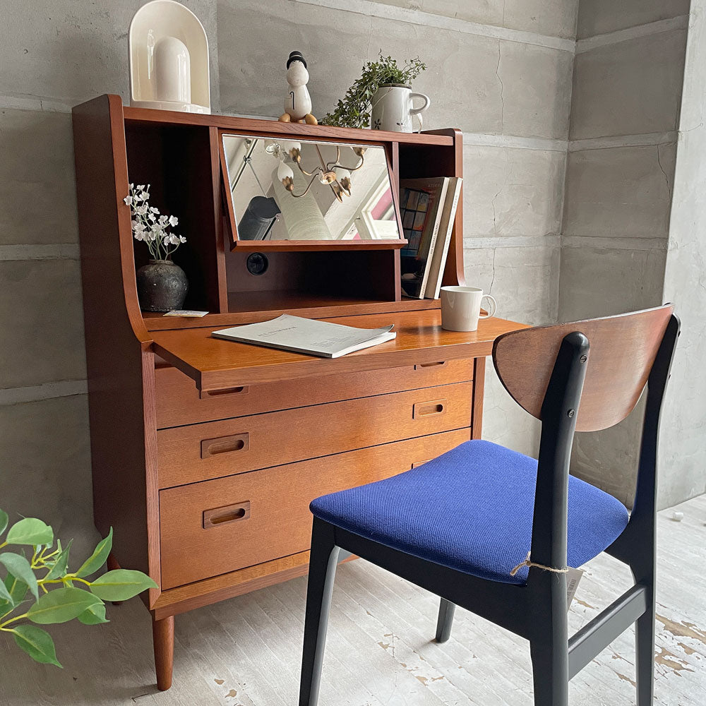 【学芸大学店】カリモク60+ ロクマルプラス karimoku ライティングチェスト ビューロー ミラー付 オーク材 レトロモダン ミッドセンチュリー 買取させていただきました。