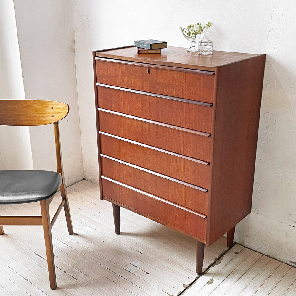 【下北沢店】北欧ビンテージ Scandinabian Vintage チェスト キャビネット 6ドロワーズ チーク材 H101cm デンマーク 北欧家具 買取させていただきました。