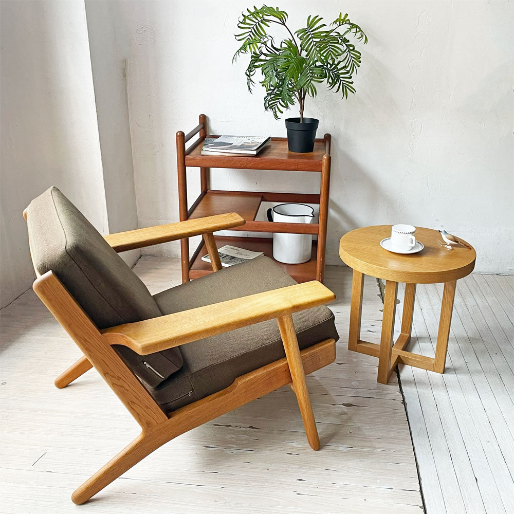 【下北沢店】ゲタマ GETAMA ビンテージ GE290 1Pソファ イージーチェア 1人掛け オーク無垢材 カーキ系ファブリック スプリングクッション ハンス・J・ウェグナー 北欧 デンマーク 買取させていただきました。