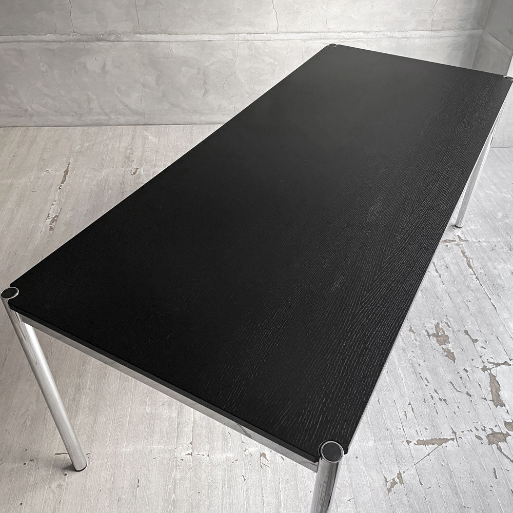 USMハラー USM Haller モジュラーファニチャー ハラーテーブル ワークデスク ダイニングテーブル W175cm オーク材 ブラックラッカー 高さ調節機能付き スイス ～ 漆黒の闇に触れる。ブラックオーク天板がもたらす「静寂と手触り」 ～