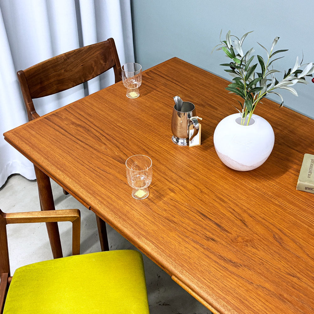 北欧ビンテージ チーク材 エクステンションダイニングテーブル W135cm ダニッシュビンテージ デンマーク製 伸長式 北欧 ～北欧ヴィンテージの魅力は静かに宿る～