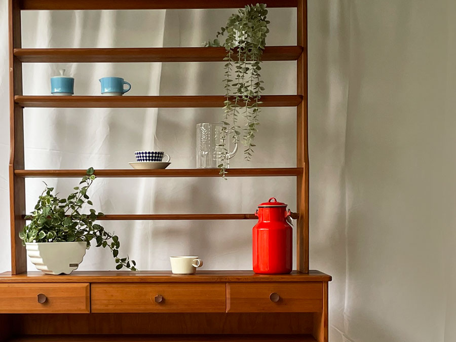 カール・マルムステン Carl Malmsten ビンテージ スパイスラック パイン無垢材 ナチュラル ウォールラック カントリースタイル オープンシェルフ  ～ 北欧家具で作るノスタルジーな空間。 ～