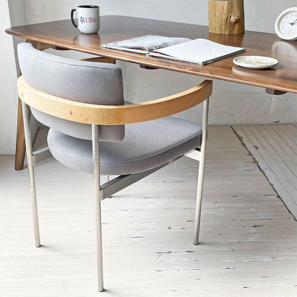 【下北沢店】ノーウェアライクホーム NOWHERE LIKE HOME キスト KYST ダイニングチェア アームチェア オーク無垢材×ステンレス ライトグレー 関家具 北欧スタイル 展示未使用品 買取させていただきました。