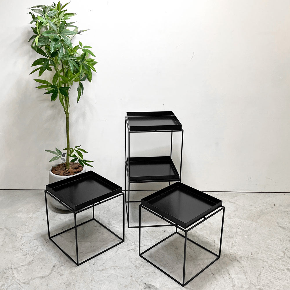 【祖師ヶ谷大蔵店】ヘイ HAY トレイテーブル Tray Table コーヒーテーブル センターテーブル Mサイズ ブラック W40cm スクエア 2Way 北欧 デンマーク モダン 定価￥42,900- 4点 買取させていただきました。