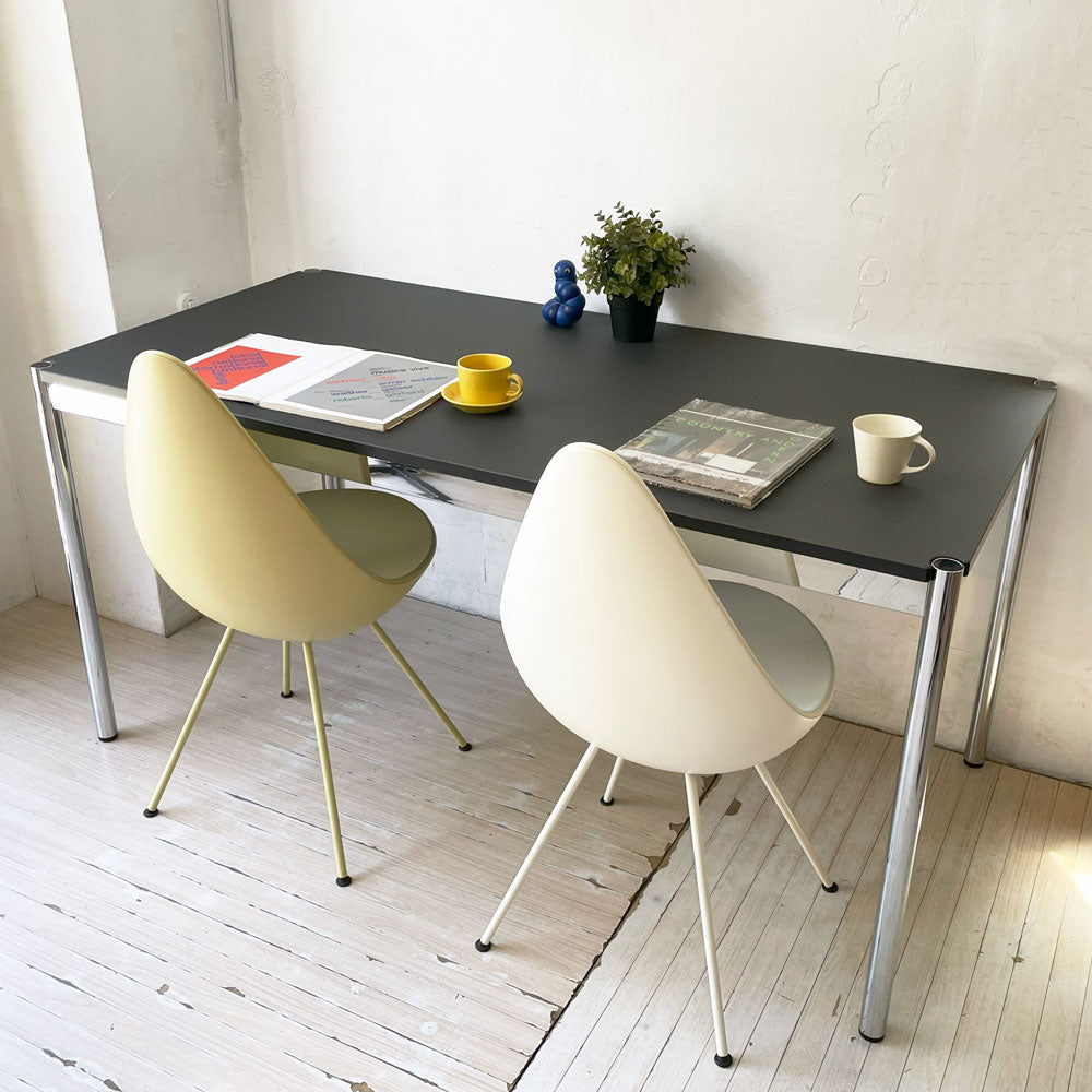 【下北沢店】USMモジュラーファニチャー USM Haller USMハラーテーブル ワーキングデスク ダイニング チャコールリノリウム アジャスター 高さ調整機能付 スイス 買取させていただきました。