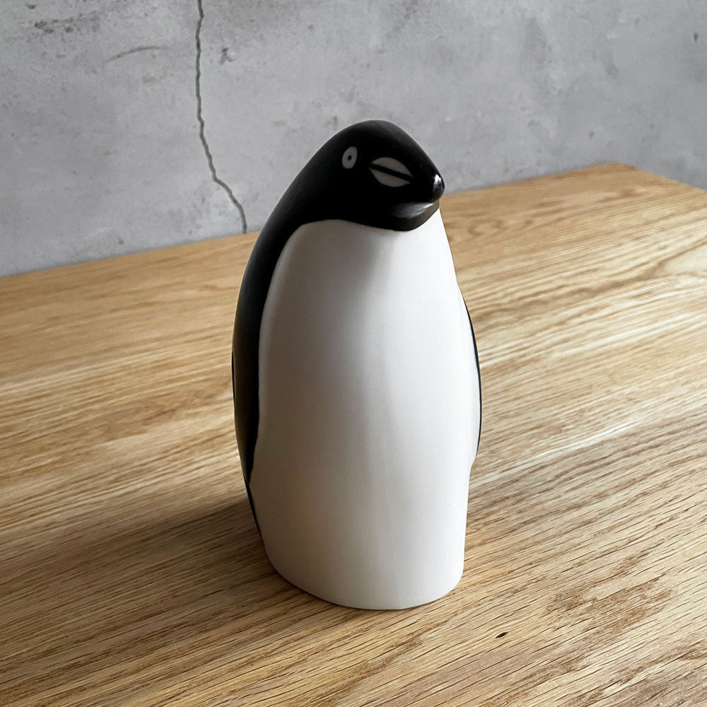 【学芸大学店】アラビア ARABIA WWFシリーズ ペンギン 炻器 オブジェ フィギュア リルモア・マンネルヘイム ビンテージ 北欧雑貨 ♪ 買取させていただきました。