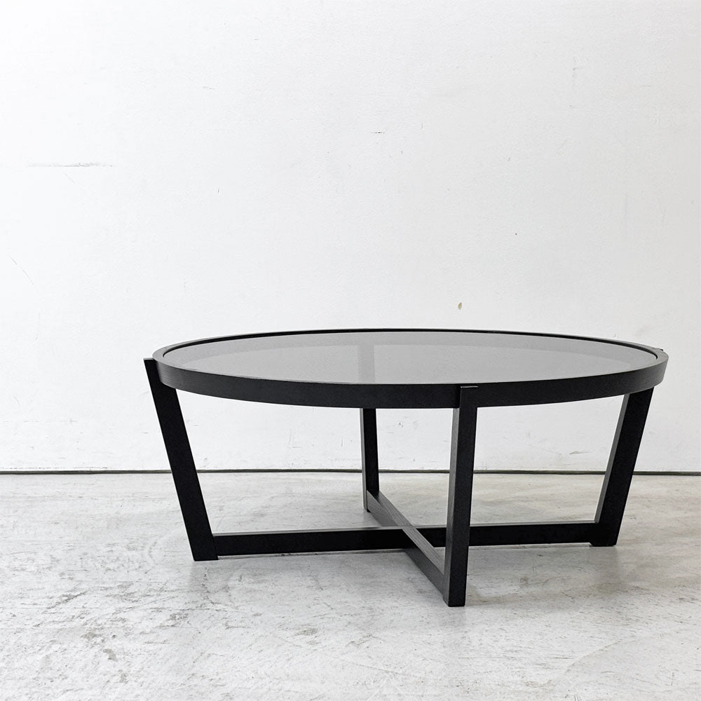 【祖師ヶ谷大蔵店】カッシーナイクスシー CASSINA ixc. ラーゴ LAGO ダークグレーガラス センターテーブル Ø90cm ミニマルモダン イタリア 買取させていただきました。