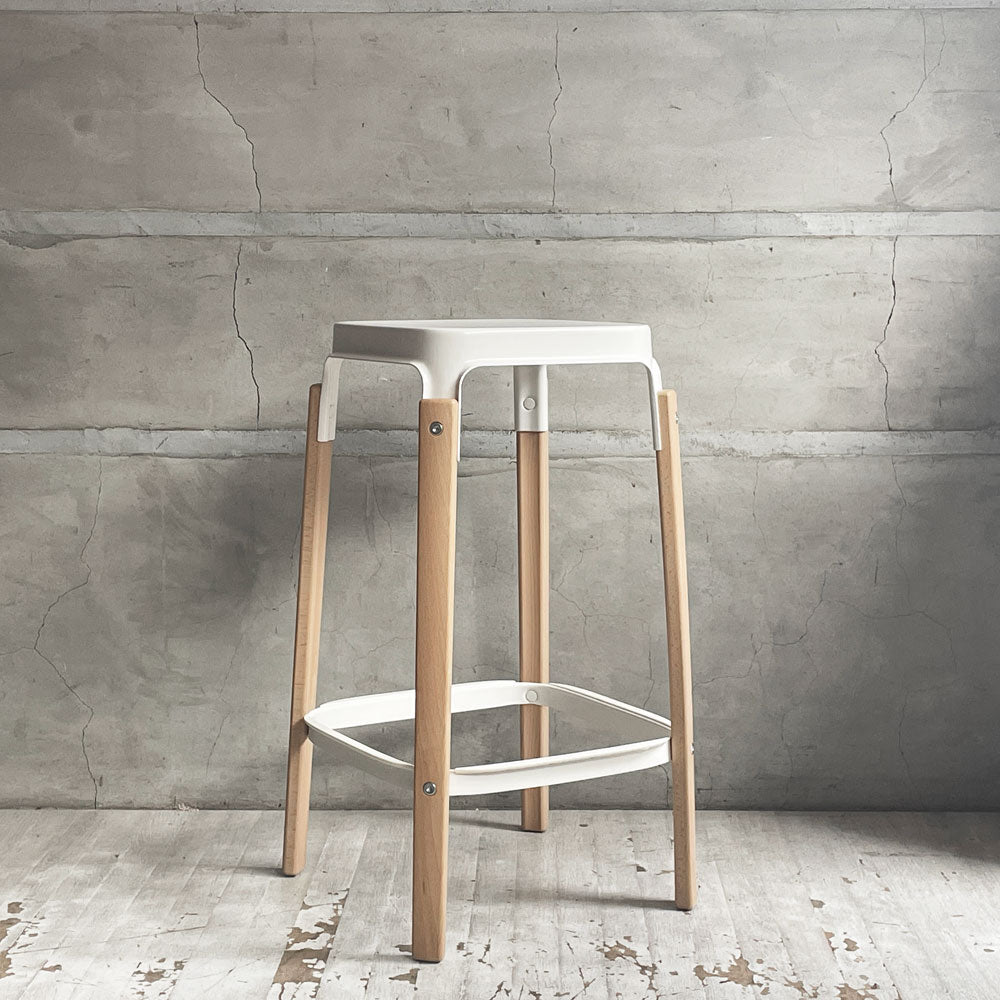 【学芸大学店】マジス MAGIS スティールウッドスツール Steelwood Stool ハイスツール カウンターチェア ホワイト × ビーチ H68cm ロナン＆エルワン・ブルレック 買取させていただきました。