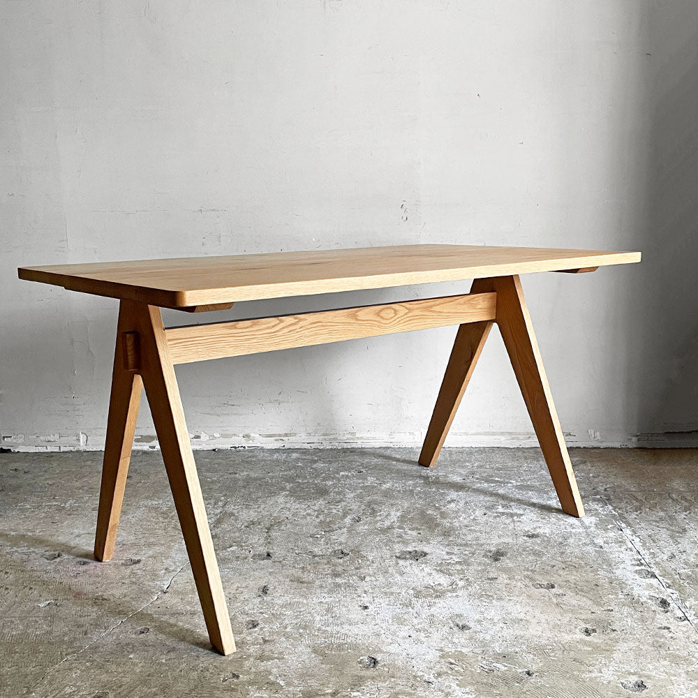 【自由が丘店】アーバンリサーチ URBAN research DOORS LIVING PRODUCTS ダイニングテーブル BOTHY 1350 オーク材 買取させていただきました。