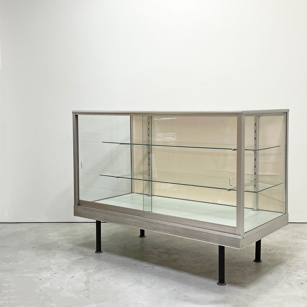 【祖師ヶ谷大蔵店】ジャパンビンテージ Japan Vintage ガラスショーケース コレクションケース アルミケース ディスプレイ スライド扉 ガラス棚板 店舗什器 KKK 買取させていただきました。