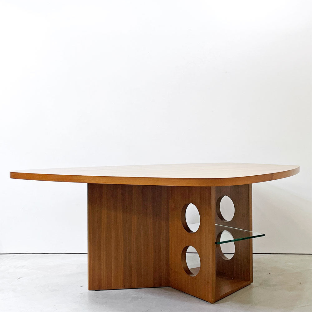 【祖師ヶ谷大蔵店】テクタ TECTA ダイニングテーブル M21 TABLE ウォールナット材 W175cm ドイツ バウハウス ACTUS取扱 定価￥732,600- 買取させていただきました。