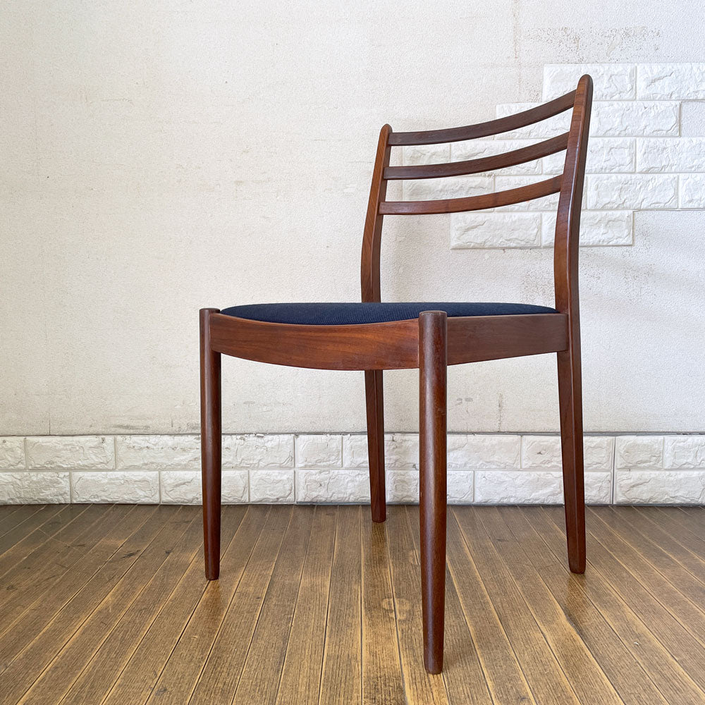 【経堂店】エベネゼルグーム Ebenezer Gomme ジープラン G-PLAN フレスコ チーク材 ダイニングチェア Victor Wilkins 英国 UKビンテージ 北欧スタイル 新品ファブリック張替済 買取させていただきました。