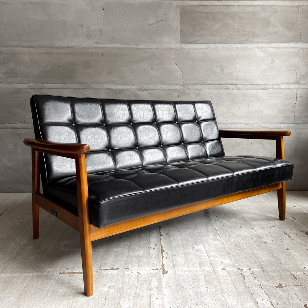 【学芸大学店】カリモク60 karimoku60 Kチェア 2Pソファ 2シーター 2人掛け スタンダードブラック ブナ材  レトロモダン ミッドセンチュリー ♪ 買取させていただきました。