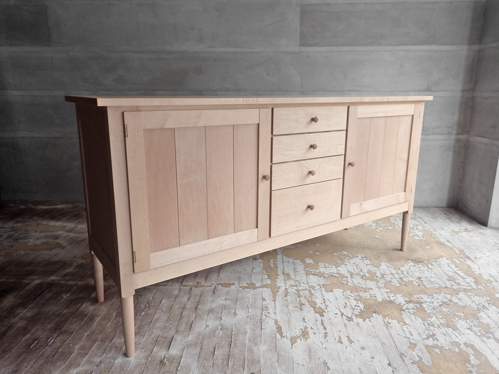 サーブ SERVE イタヤカエデ材 サイドボード テレビボード オイル仕上げ 展示美品 定価\300,800- 中古品 買い取りしました。