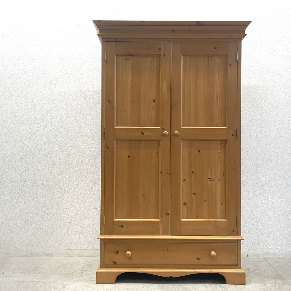 【登戸BASE店】ペニーワイズ THE PENNY WISE パイン材 無垢材 ワードローブ 買取させていただきました。