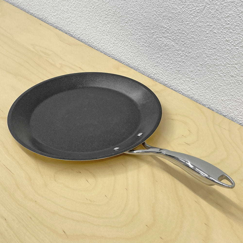 【登戸BASE EC店】タッパーウェア Tupperware フライパン クレープパン 28cm 買取させていただきました。