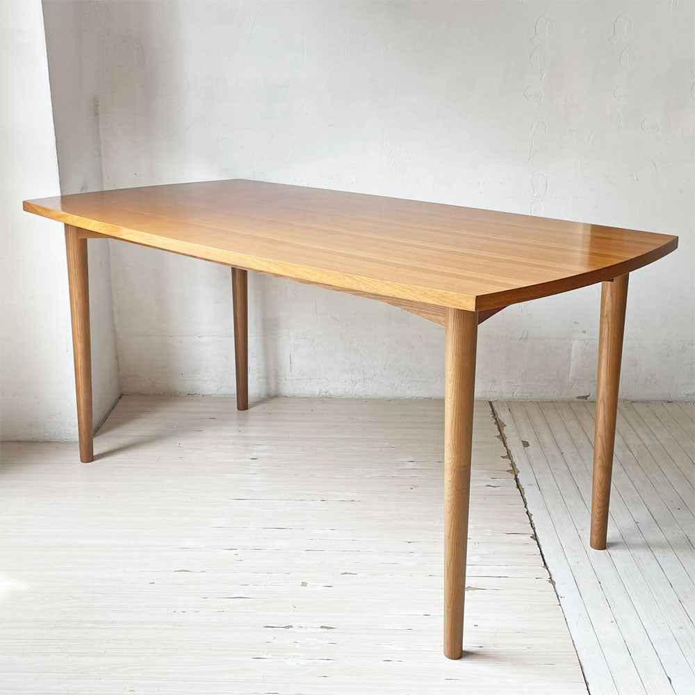 【下北沢店】ウニコ unico ホルム HOLM ダイニングテーブル 150cm チーク材天板 アッシュ材 北欧スタイル 廃盤 買取させていただきました。