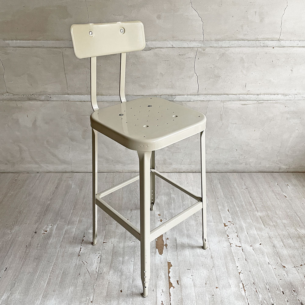 【学芸大学店】リオン LYON ファクトリー チェア FACTORY CHAIR カウンターチェア バックレスト スチール クリーム色カラー パシフィックファニチャーサービス P.F.S取り扱い 廃番 ♪ 買取させていただきました。