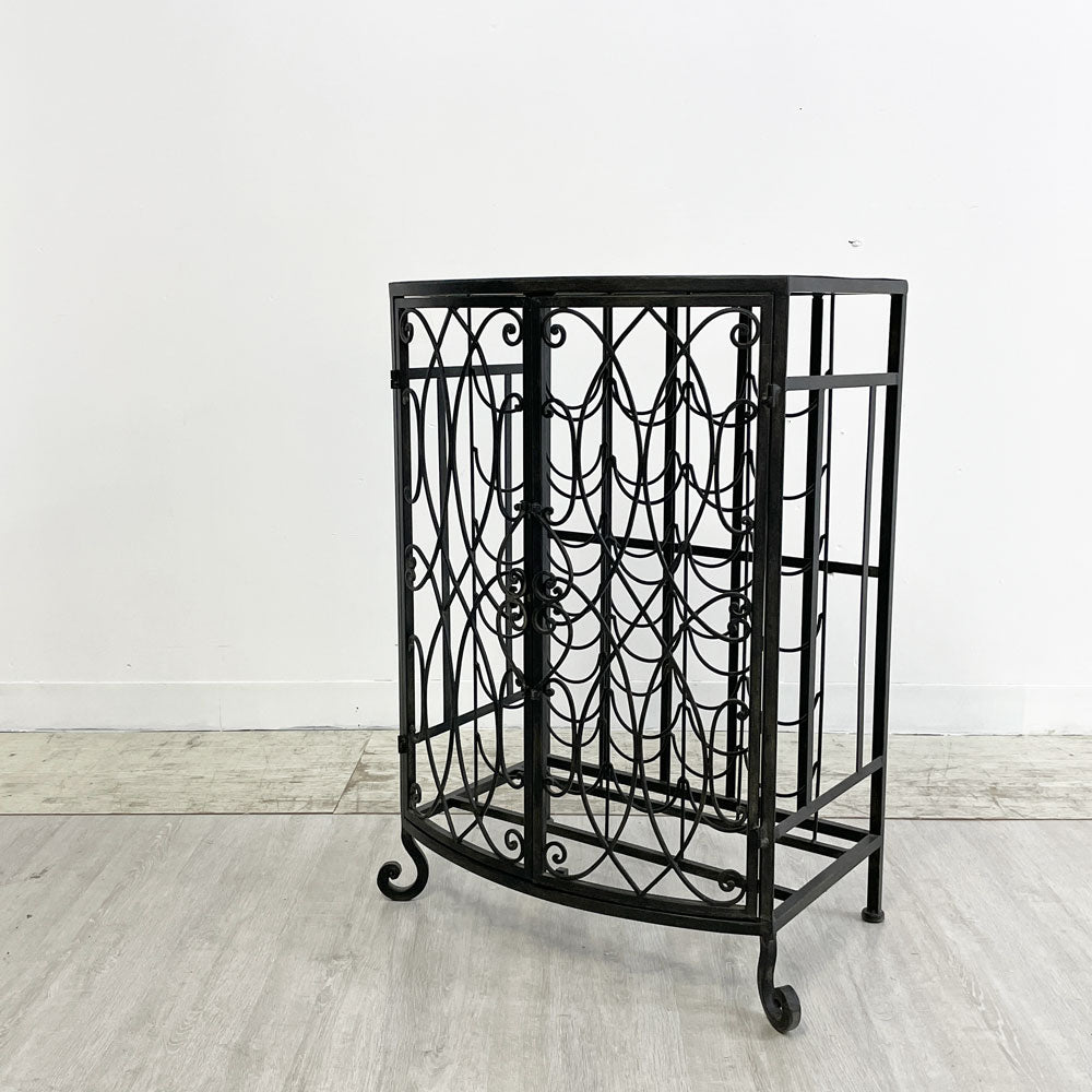 【祖師ヶ谷大蔵店】クラシカルデザイン Classical Design アイアン ワインラック アール・ヌーヴォー 両開き ブラック 買取させていただきました。