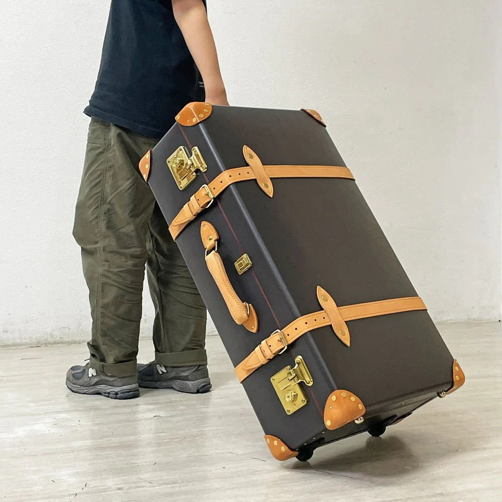 グローブトロッター GLOBE-TROTTER サファリ ラージ スーツケース 二輪 74L ブラウン×ナチュラル 本革 伸縮ハンドル無し ～旅の記憶は積荷と共に～