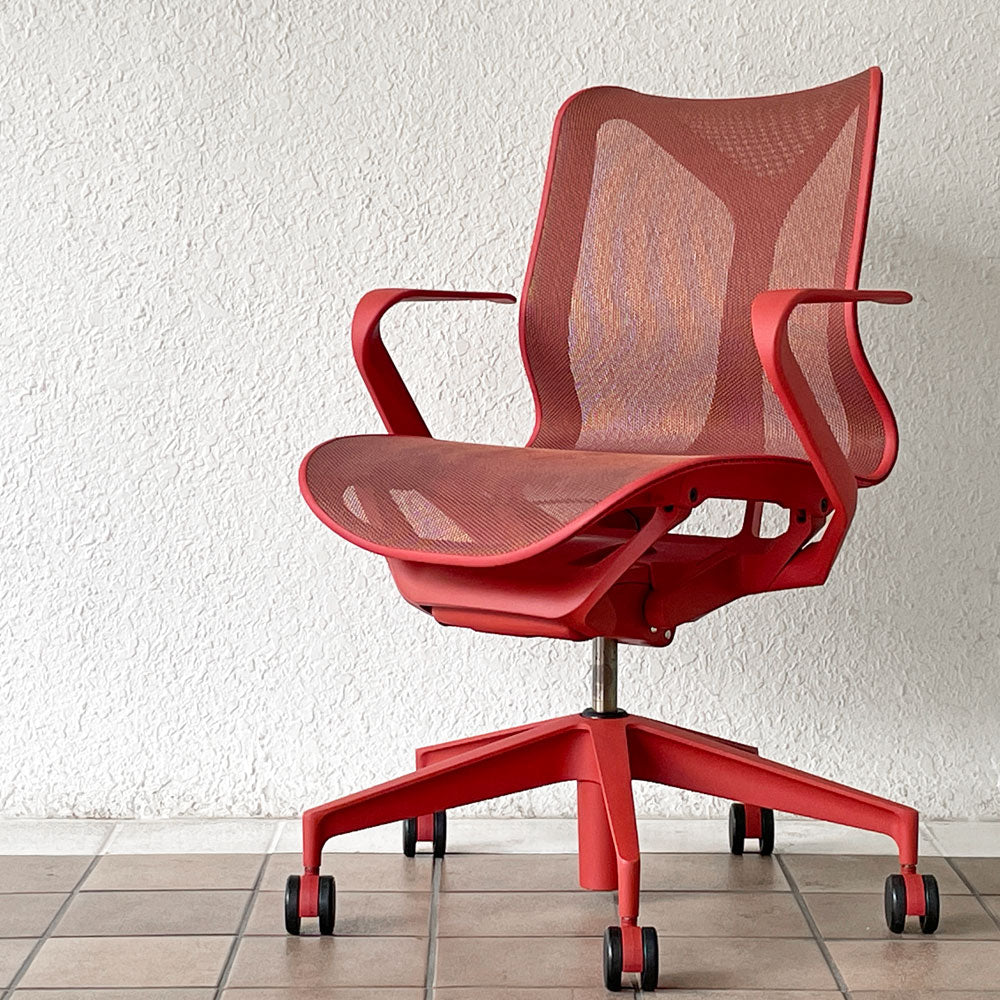 【用賀店】ハーマンミラー Herman Miller コズムチェア Cosm Chair キャニオン ローバック 固定アーム スタジオ7.5 定価247,500円 買取させていただきました。