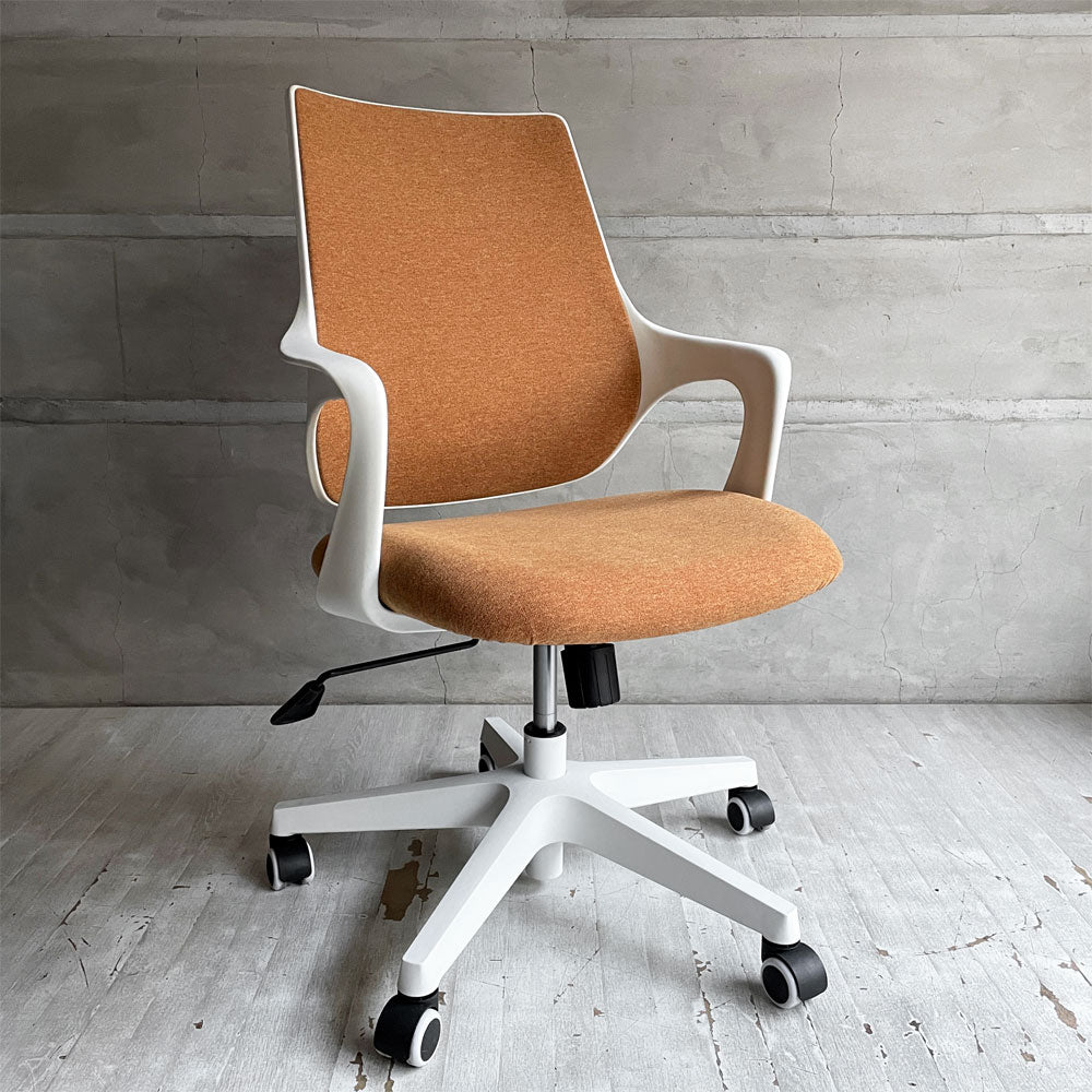 【学芸大学店】ラピフェリ Lapifeli ロッティ Lotti オフィスチェア デスクチェア 関家具 パンプキンオレンジ キャスターベース ♪ 買取させていただきました。