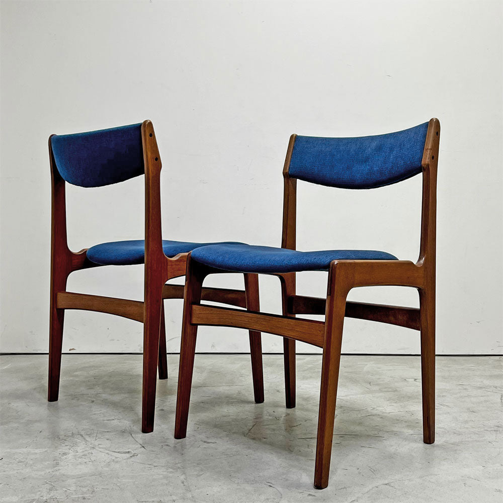 【祖師ヶ谷大蔵店】アンダーストルップ Anderstrup Mobelfabrik ダイニングチェア チーク材 ファブリックシート ネイビー系 エリック・バック Erik Buch デンマーク ビンテージ 北欧家具 二脚 買取させていただきました。