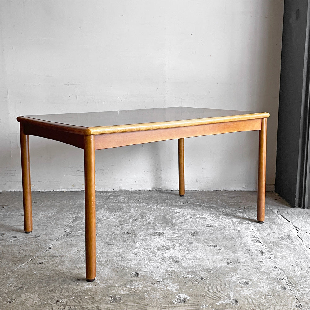 【自由が丘店】松田家具 MATSUDA ビンテージ 木製 ダイニングテーブル デコラトップ 丸脚 W124cm 昭和レトロ Japan vintage 買取させていただきました。
