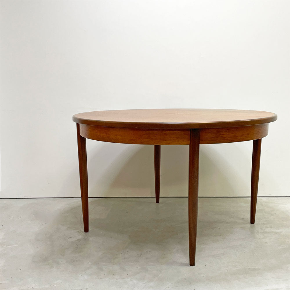 【祖師ヶ谷大蔵店】エベネゼルグーム Ebenezer Gomme ジープラン G-PLAN フレスコ Fresco エクステンション ダイニングテーブル ラウンド チーク材 伸長式 英国 ビンテージ 買取させていただきました。