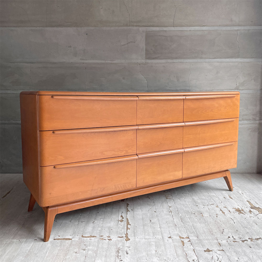 【学芸大学店】ヘイウッドウェイクフィールド HEYWOOD WAKEFIELD アンコール Encore サイドボード チェスト バーチ材 3段9杯 USビンテージ 買取させていただきました。