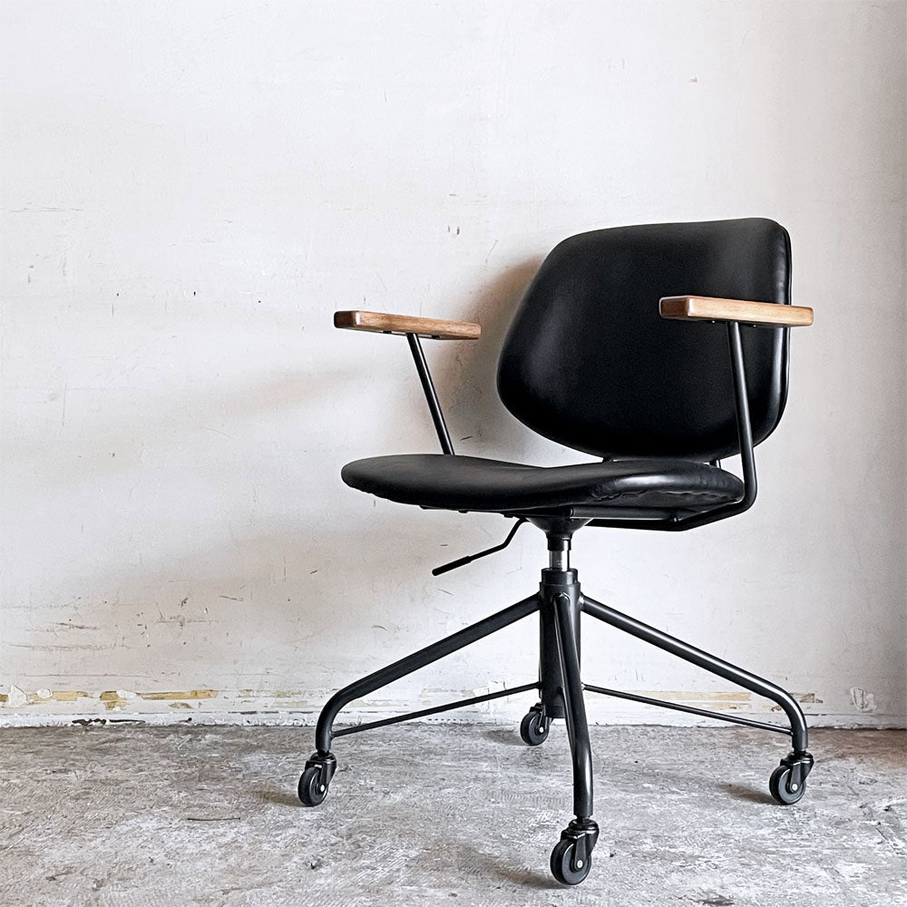 【自由が丘店】クラッシュゲート CRASHGATE ノットアンティークス Knot Antiques アボック ABOCK デスクチェア ブラック オーク材 肘付き 展示美品 買取させていただきました。