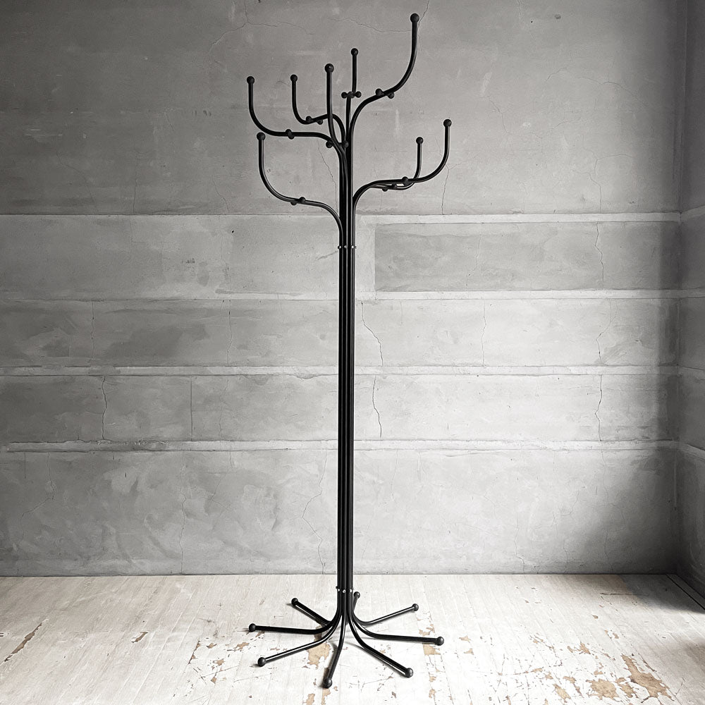 【学芸大学店】フリッツハンセン Fritz Hansen コートツリー COAT TREE ブラックカラー シセ・ヴェアナー Sidse Werner コートハンガー 廃盤色 買取させていただきました。