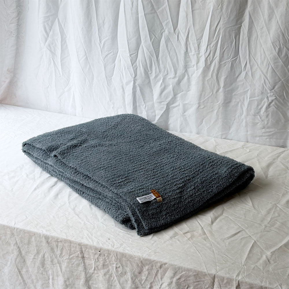  【用賀店】ベアフット ドリームズ BAREFOOT DREAMS DREAMS × MIYAKO TAKAYAMA 髙山都 コラボレーションブランケット 122 × 155cm 買取させていただきました。