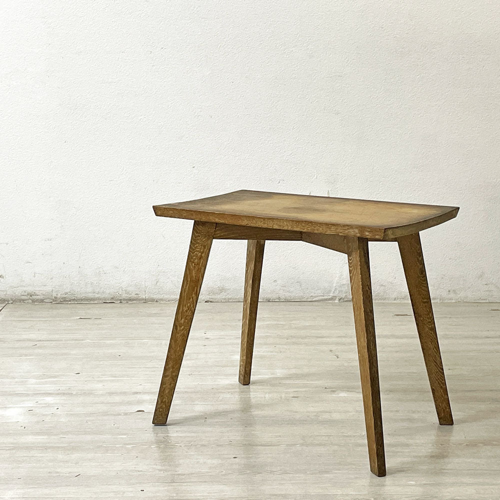 【祖師ヶ谷大蔵店】ジャパンビンテージ Japan Vintage 古い木味のサイドテーブル 無垢材 昭和レトロ 古家具 買取させていただきました。