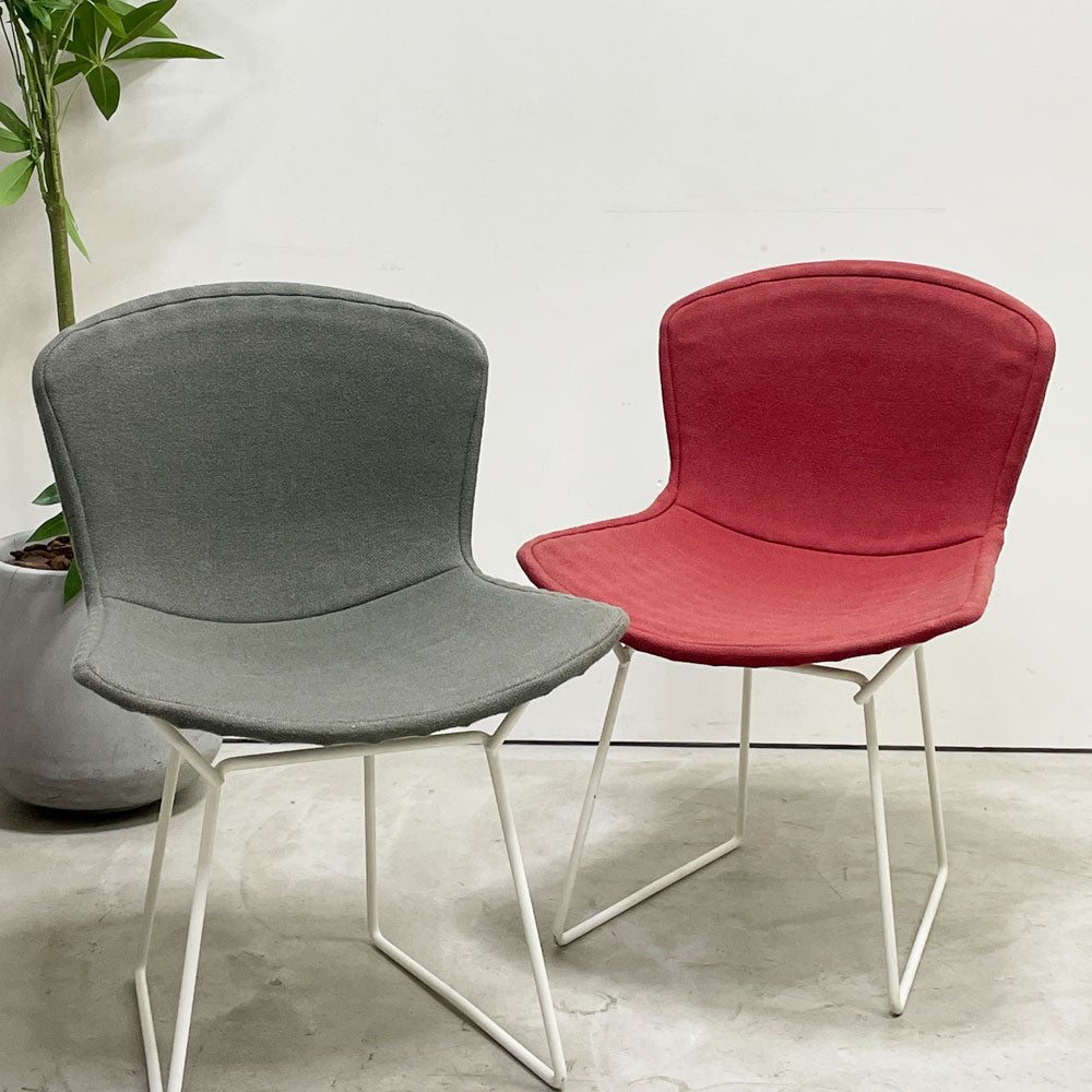 ノル Knoll 420 サイドチェア ワイヤーチェア ダイニングチェア ホワイト × レッド＆グレー ファブリック フルカバー仕様 ハリー・ベルトイア ミッドセンチュリー ビンテージ ～名作誕生の条件：芸術家を急かさないこと～
