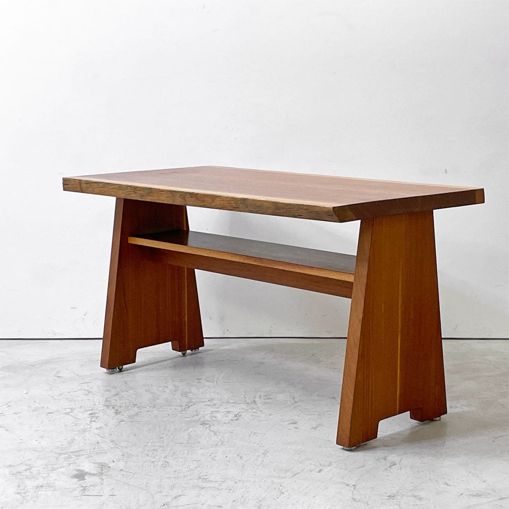 【祖師ヶ谷大蔵店】クラフトファニチャー Craft furniture ダイニングテーブル ウォールナット無垢材 耳付き 天然木 アジャスター付き W130cm 買取させていただきました。