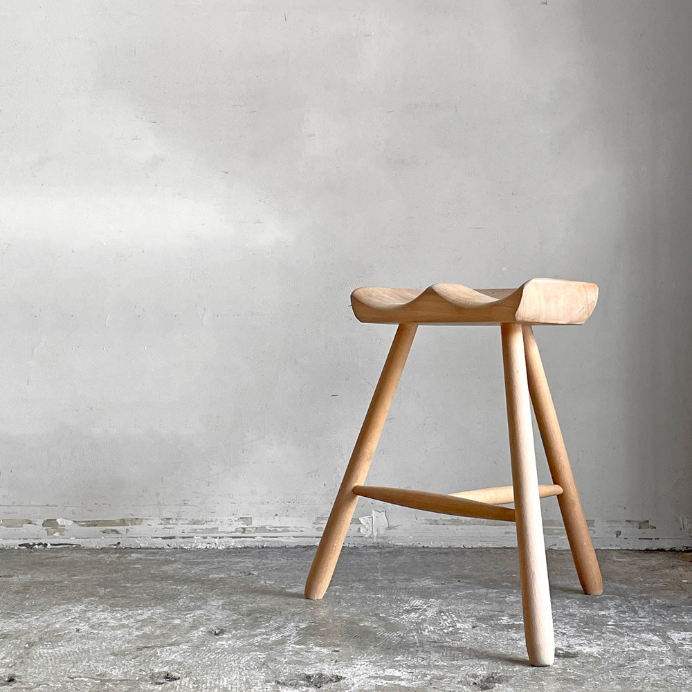 【自由が丘店】HB Made In DENMARK シューメーカーチェア スツール Shoemaker No.42 ビーチ無垢材 Lars Werner デンマーク ビンテージ 買取させていただきました。