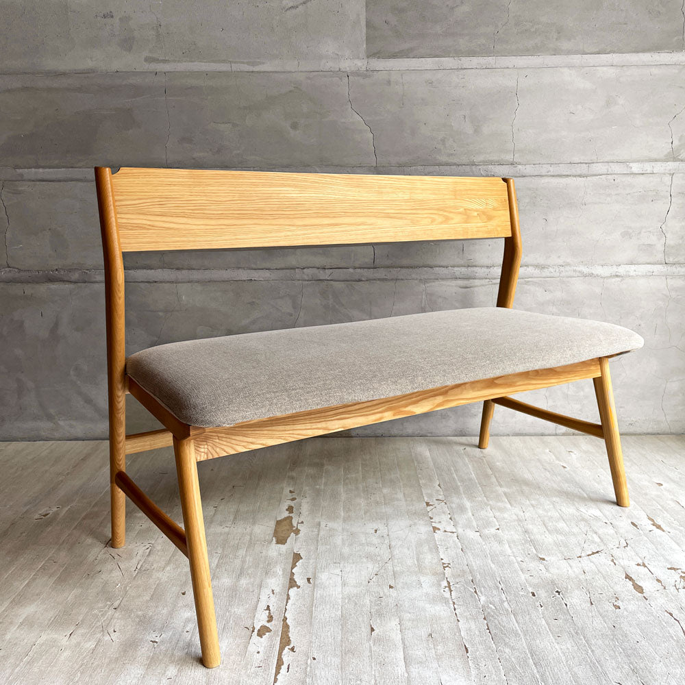 【学芸大学店】ウニコ unico シグネ SIGNE ダイニングベンチ バックレスト アッシュ材 グレーファブリック W110cm ナチュラル 北欧テイスト ♪ 買取させていただきました。