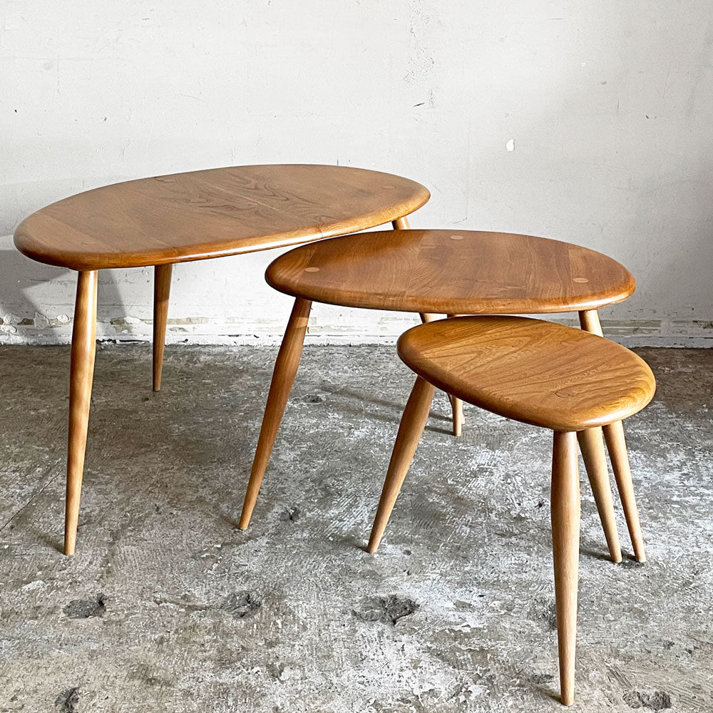【自由が丘店】アーコール ercol ペブル PEBBLE 354 ネストテーブル nest of tables サイドテーブル ブルーラベル エルム材 UKビンテージ 買取させていただきました。