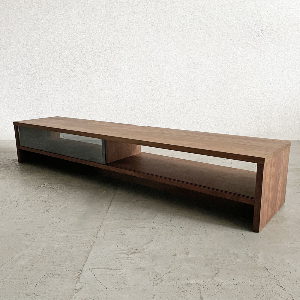 【登戸BASE店】マスターウォール MASTERWAL シャドー SHADOW AVボード TVボード ローボード ウォールナット無垢材 アカセ木工 展示美品 定価￥231,000- 買取させていただきました。