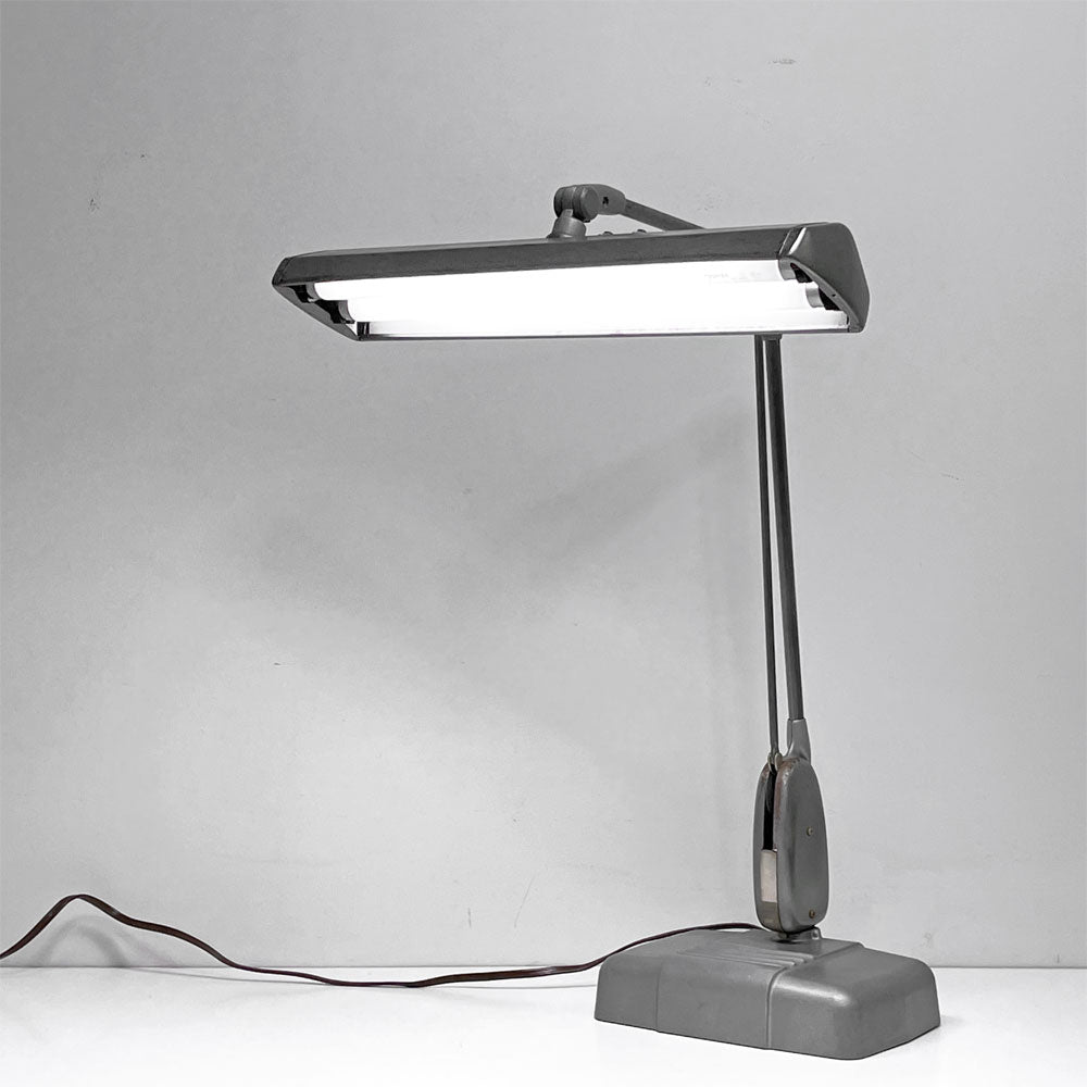 【祖師ヶ谷大蔵店】デイザー DAZOR 2324 Desk Light デスクライト USビンテージ Vintage インダストリアル 工業系 パシフィックファニチャーサービス P.F.S 取扱い 3点 買取させていただきました。