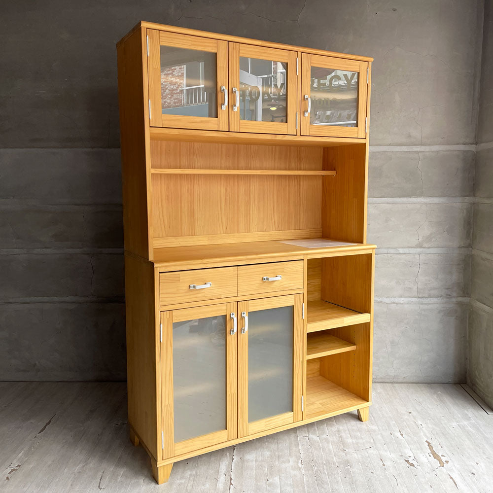 【学芸大学店】モモナチュラル Momo Natural ランド LAND キッチンボード カップボード 食器棚 パイン材 ナチュラル 廃番 ♪ 買取させていただきました。