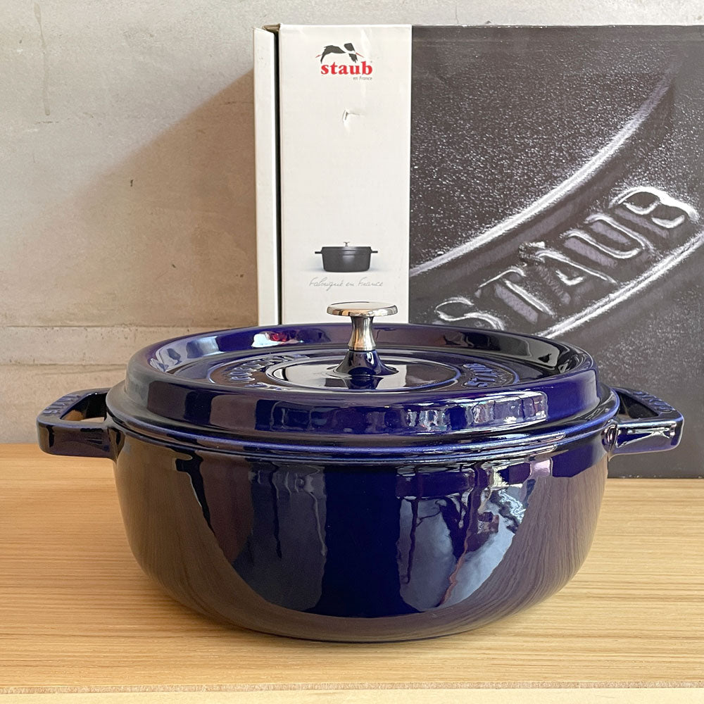 【学芸大学店】ストウブ staub ココットラウンド シャロー ホーロー 両手鍋  グランドブルー  買取させていただきました。