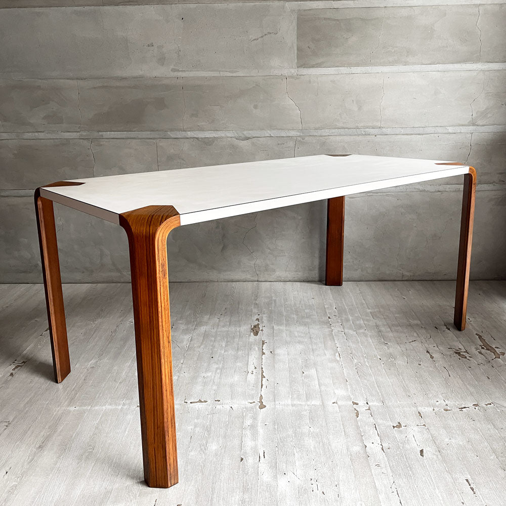【学芸大学店】天童木工 Tendo ビンテージ アントラー ANTLER ダイニングテーブル 坂倉準三デザイン ホワイトメラミン天板×チーク材 w150cm ♪ 買取させていただきました。