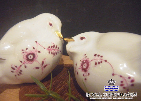 自由が丘店❦瞳のささやき～Royal copenhagen  バーガンディ フルーテッド柄 『小鳥』【買取と販売とレンタルのお店】