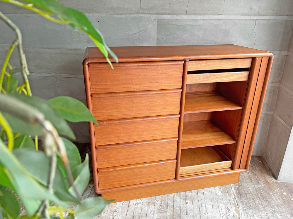 キバエクモーベルファブリック Kibaek Mobelfabrik チーク無垢材 チェスト キャビネット ドロワー 70's 北欧 デンマークビンテージ Danish Vintage ～チーク無垢材の贅沢なキャビネット～