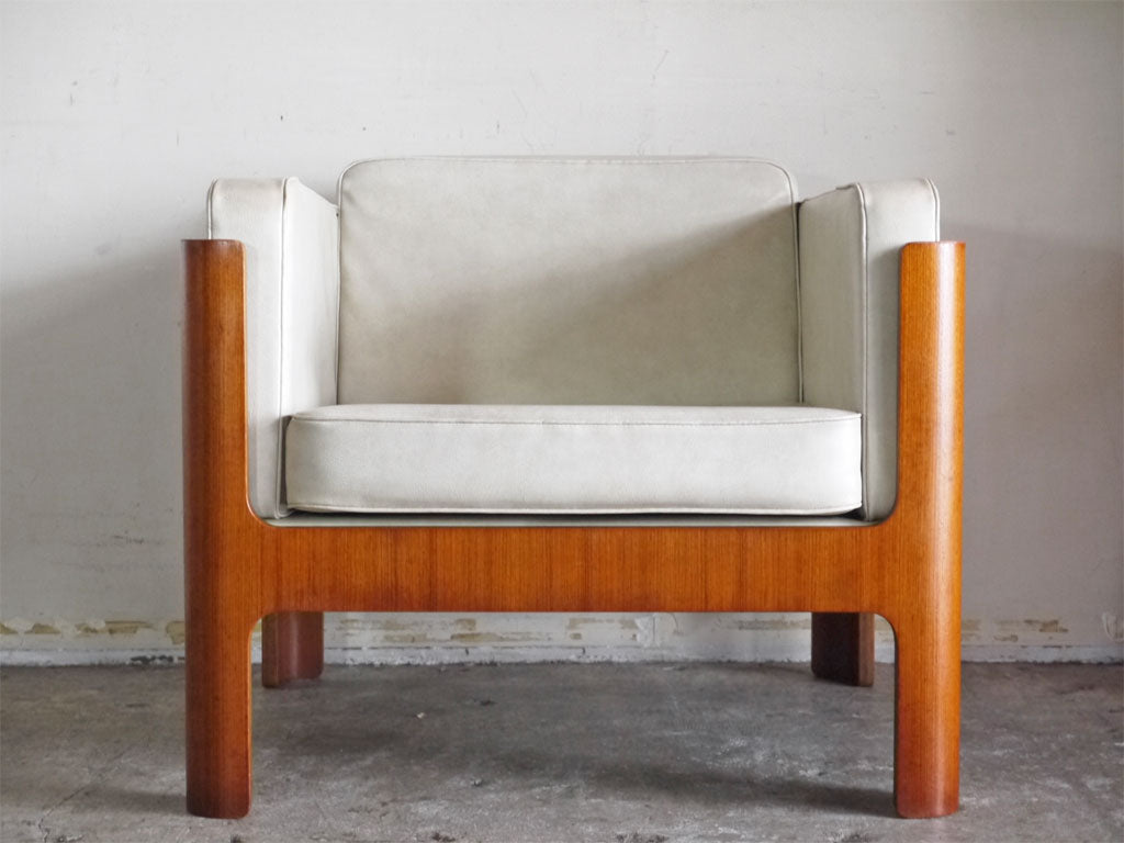 天童木工 TENDO ビンテージ ハコソファ HACO SOFA チーク材 PVCレザー 剣持勇 ジャパニーズモダン 中古品 買い取りしました。