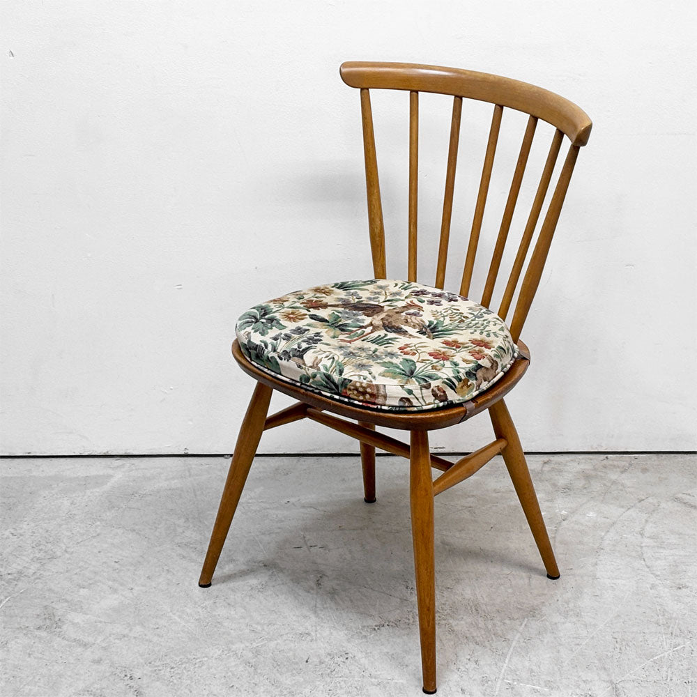 【祖師ヶ谷大蔵店】アーコール Ercol ボウバックチェア ファンバックチェア 5本タイプ エルム材 UKビンテージ Vintage 英国 横浜ダニエル製オリジナルクッション付  2脚 買取させていただきました。