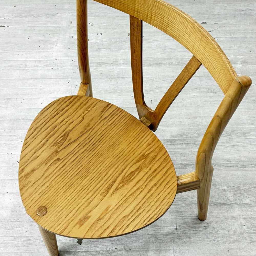 PPモブラー PP MØBLER PP51/3 Vチェア V-Chair スリーレッグスタッキングチェア オーク材 ハンス・J・ウェグナー デンマーク 北欧ビンテージ　～V、三本脚が描く、北欧デザインの余白～