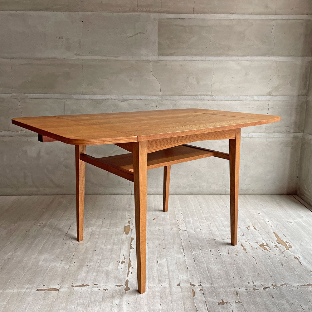 【学芸大学店】ウニコ unico クルト KURT バタフライ ダイニングテーブル 拡張式 オーク材 北欧スタイル 廃番 ♪ 買取させていただきました。